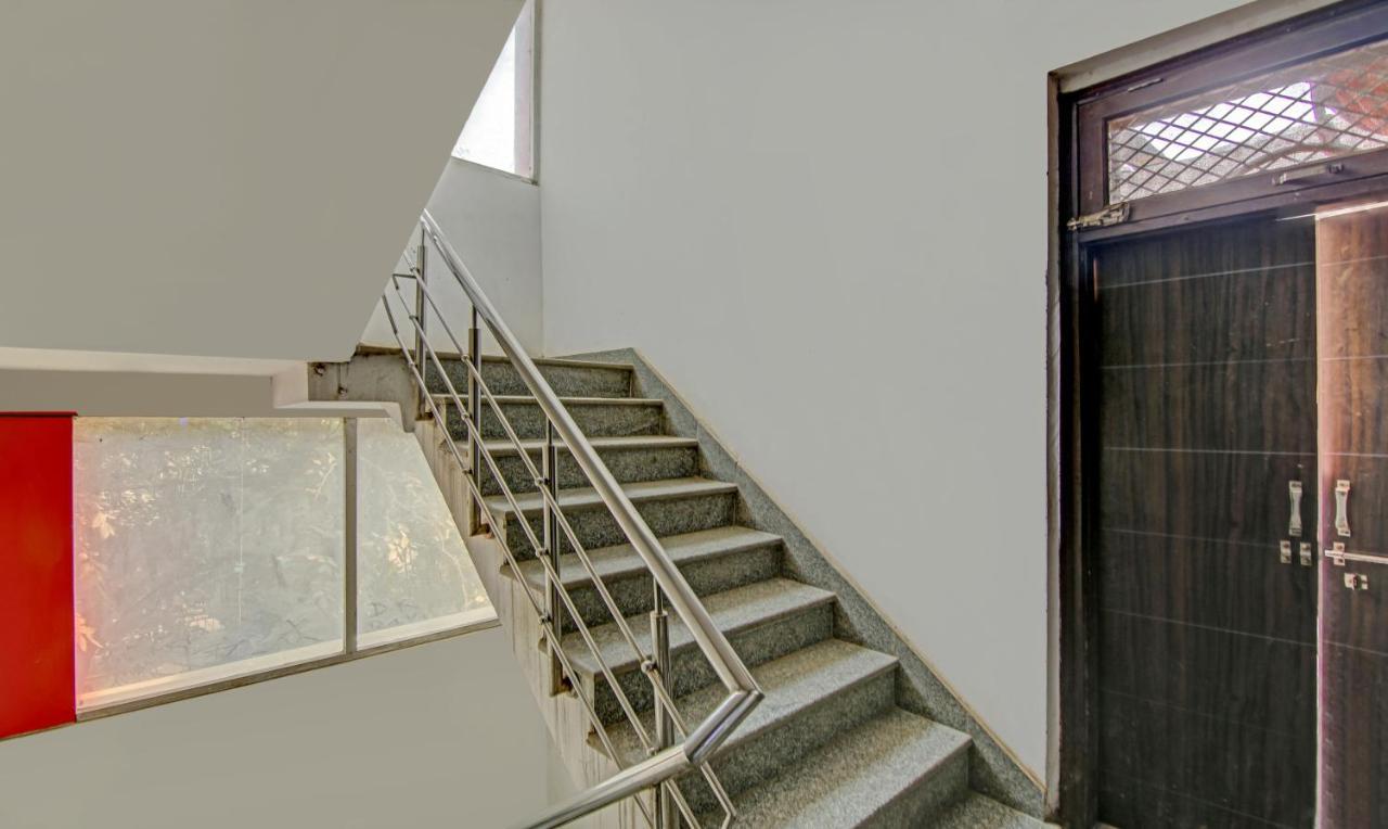 Treebo Tms Residency Hotel New Delhi Luaran gambar