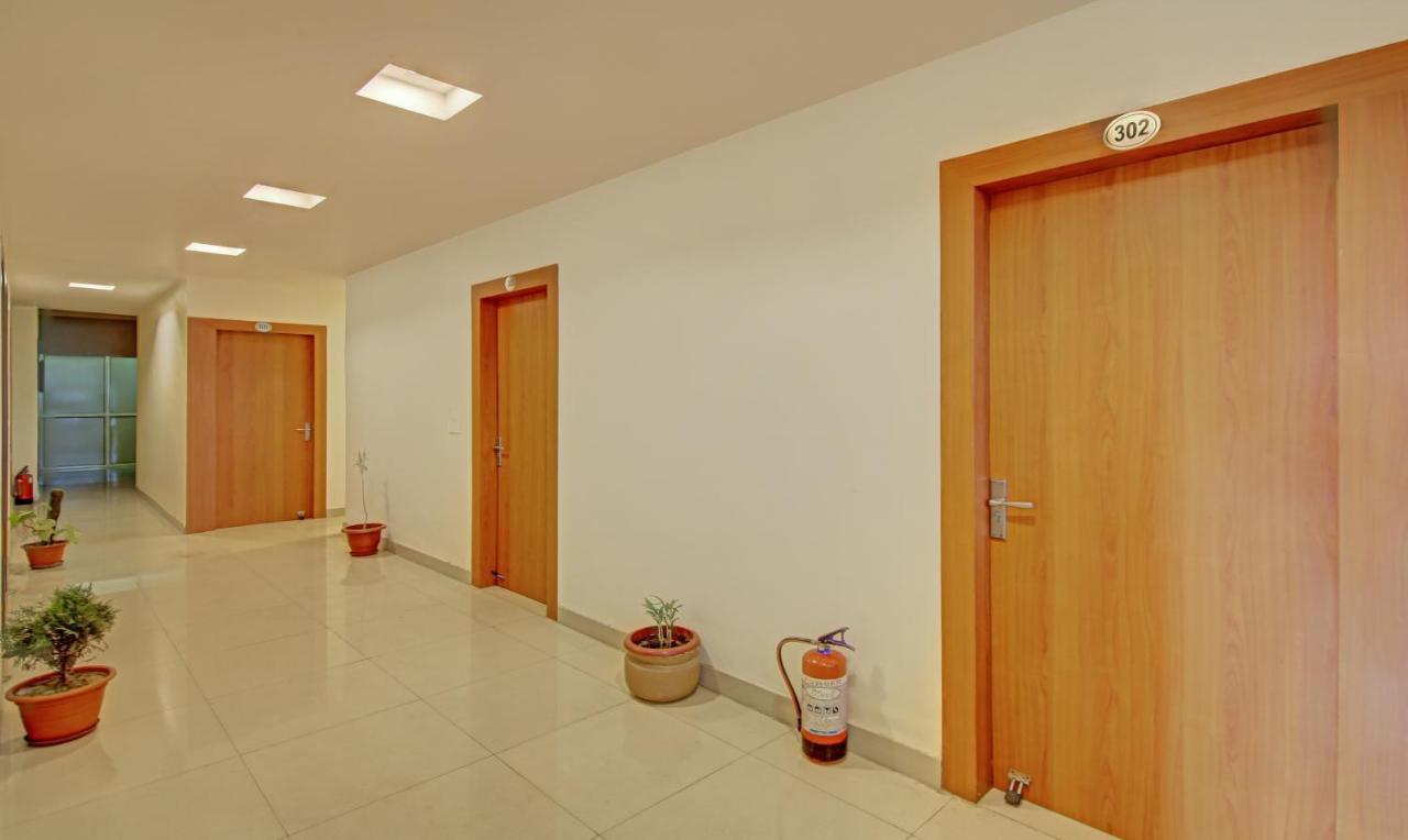 Treebo Tms Residency Hotel New Delhi Luaran gambar
